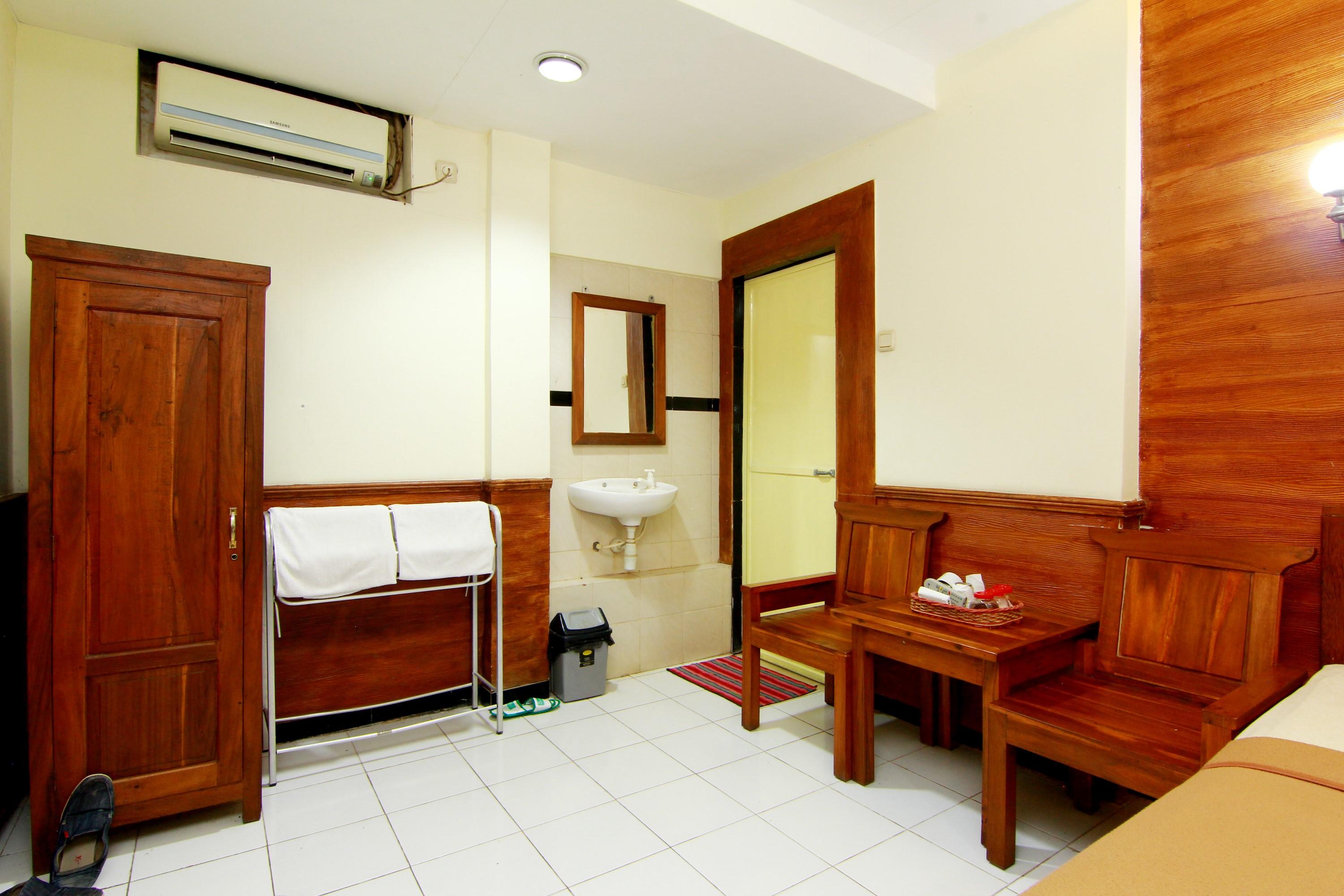The Soemarsono Hotel Maguwo Exterior foto