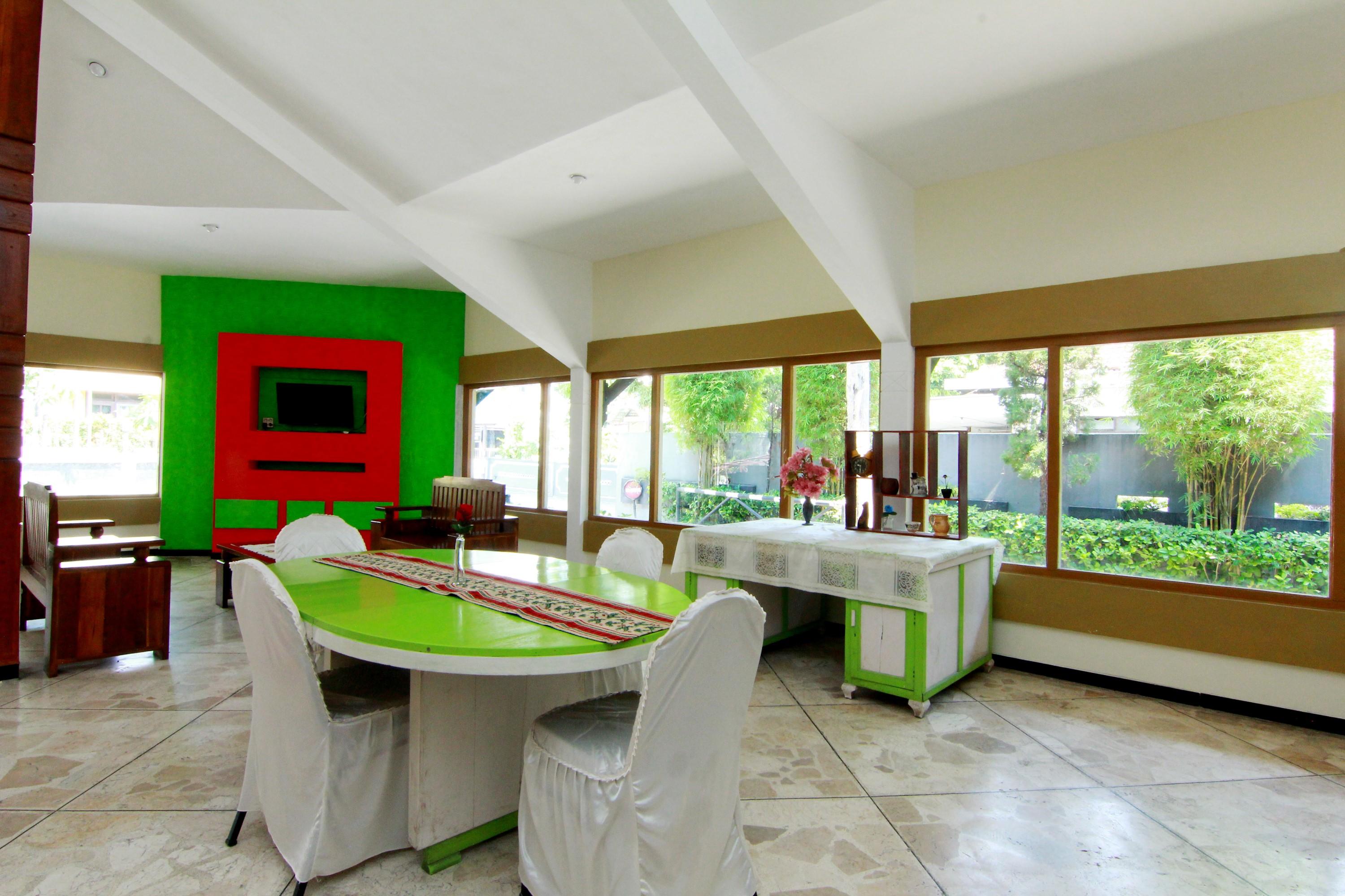 The Soemarsono Hotel Maguwo Exterior foto