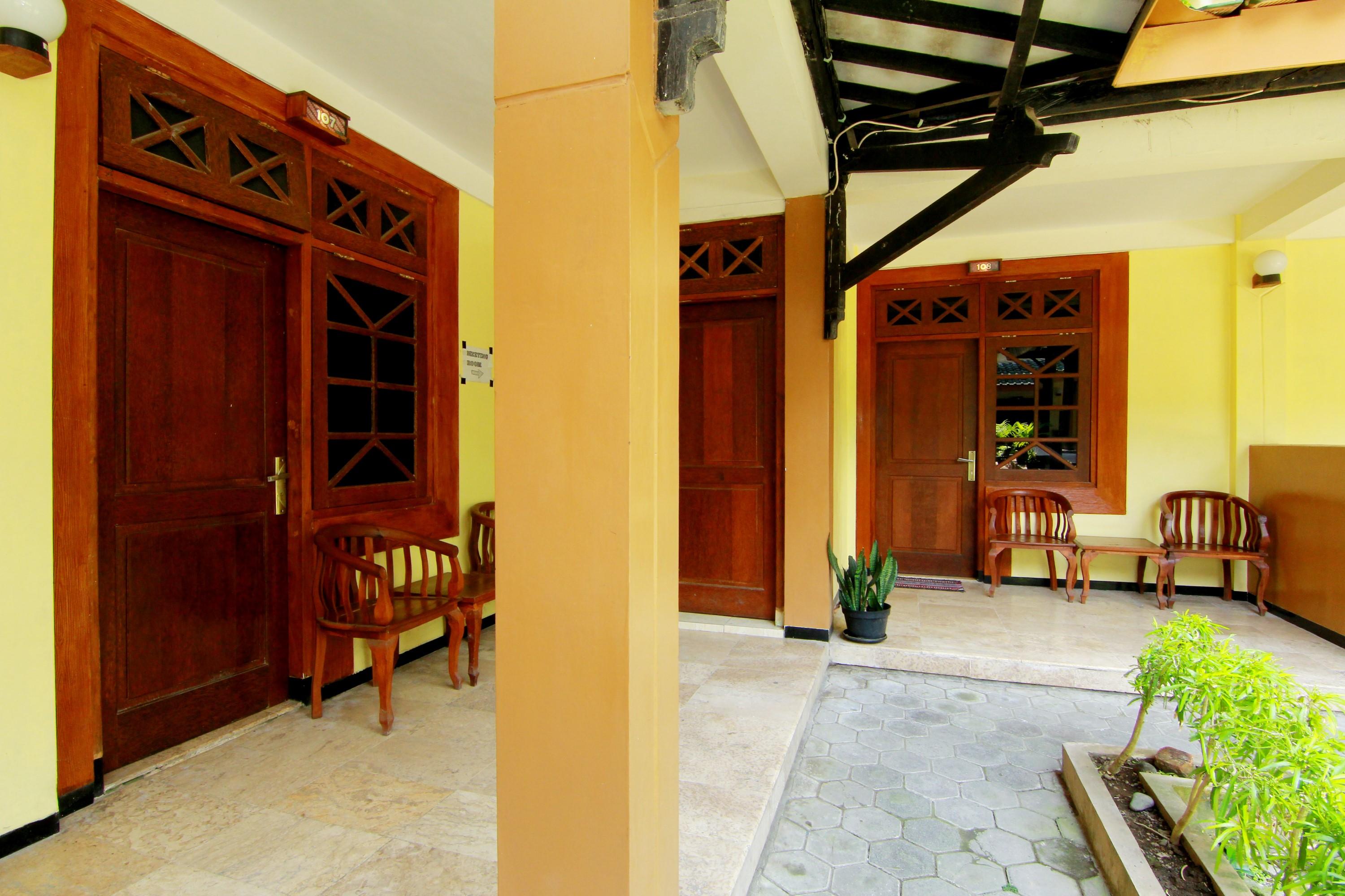 The Soemarsono Hotel Maguwo Exterior foto